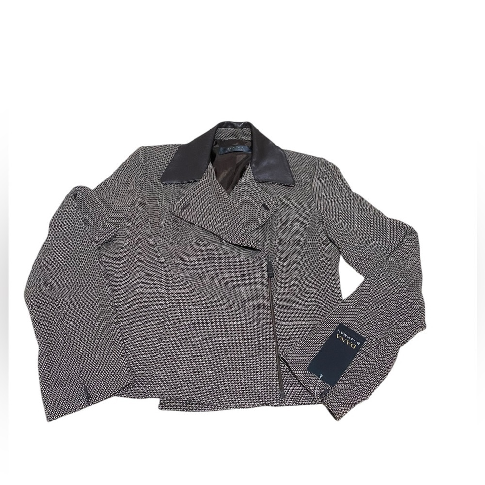 DANA Buchman blazer NWT